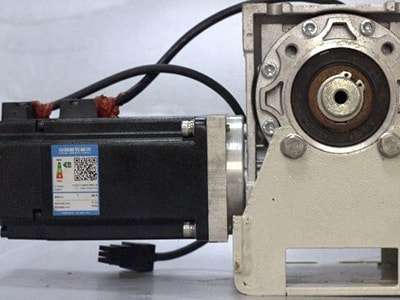 Бесконтактная Г-образная автомойка, тип HP-270