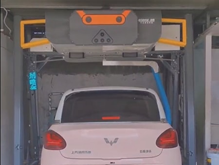 Бесконтактная Г-образная автомойка
