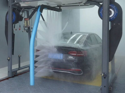 Однорычажная бесконтактная автомойка